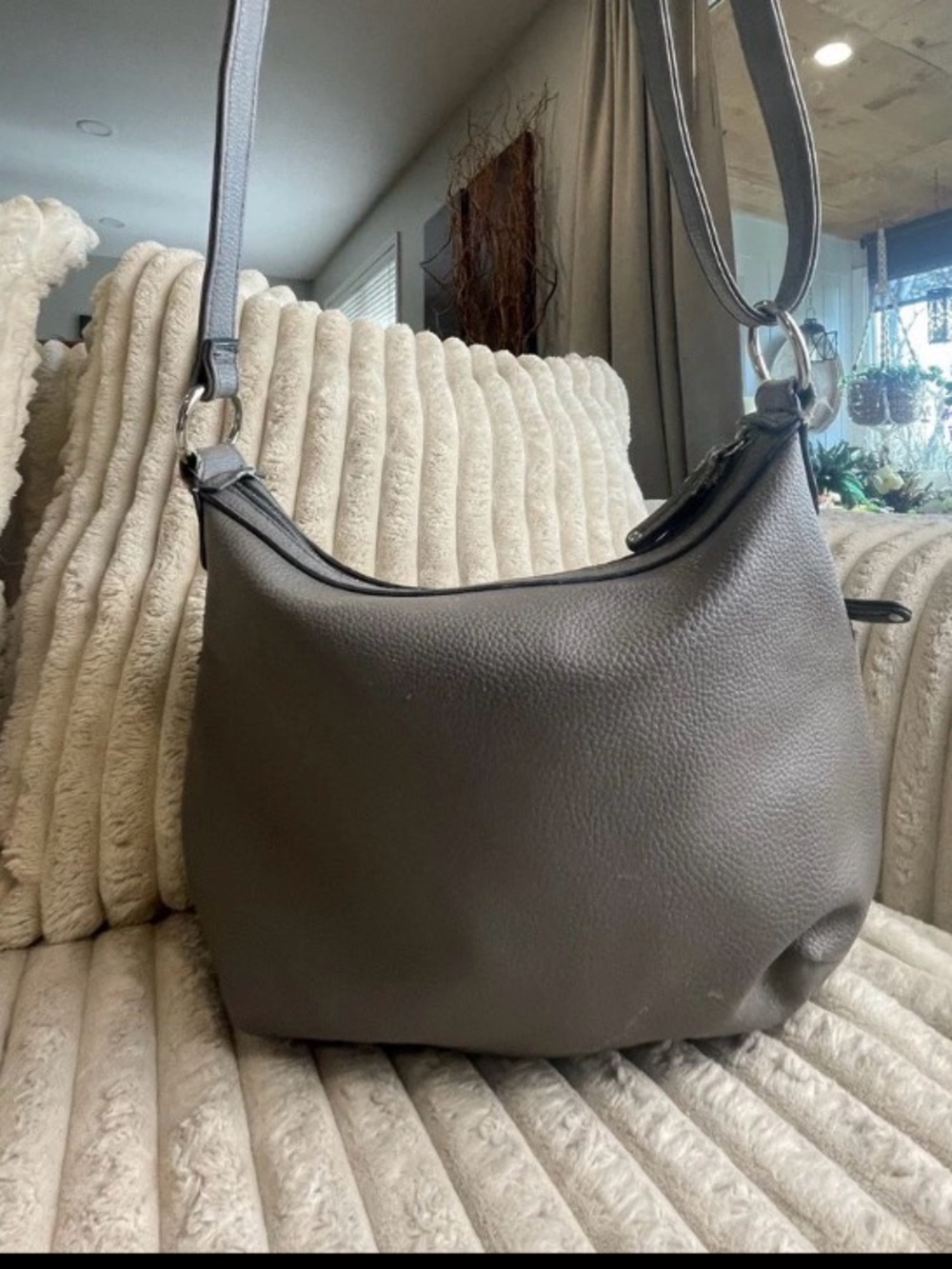 Rosetti Gray Pebbled Shoulder Bag with Front Zip Pocket - Picture 3 of 4